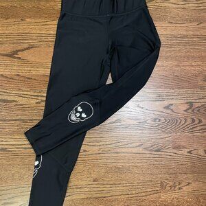 Terez Black Skull Leggings- NWT